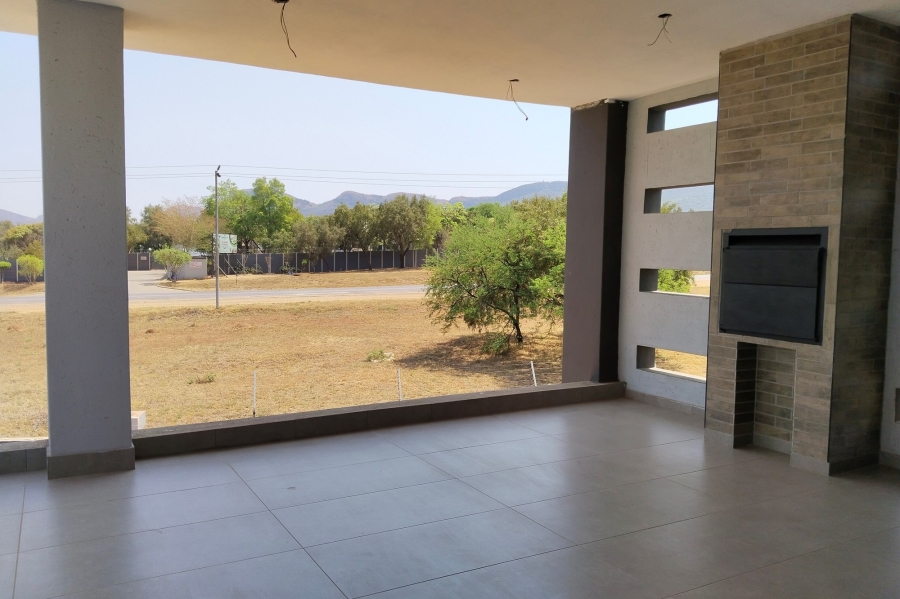 7 Bedroom Property for Sale in Gateway Manor North West